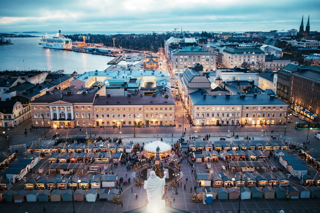 Senaatintori Helsinki - kotimaassa.fi varman päälle kohde