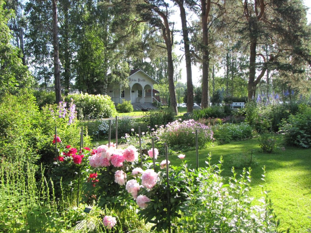 Pirtin Perinnepuisto -park.